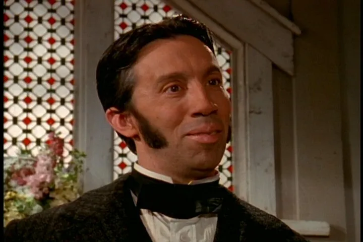 Frank Collison jako Horacy Bing Doktor Quinn