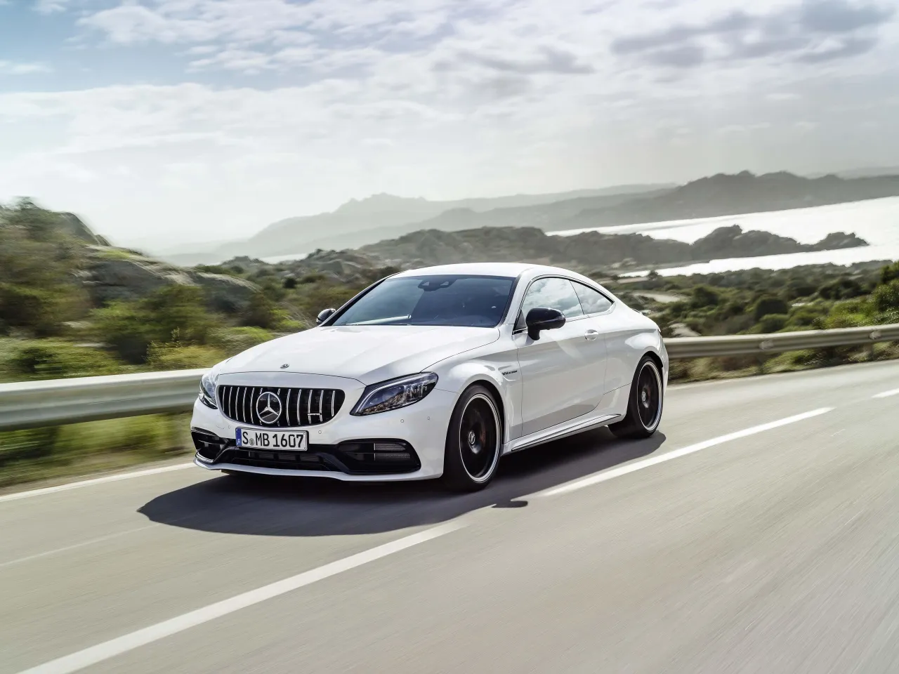 Mercedes-AMG C63 Coupé generacje V8 i hybryda