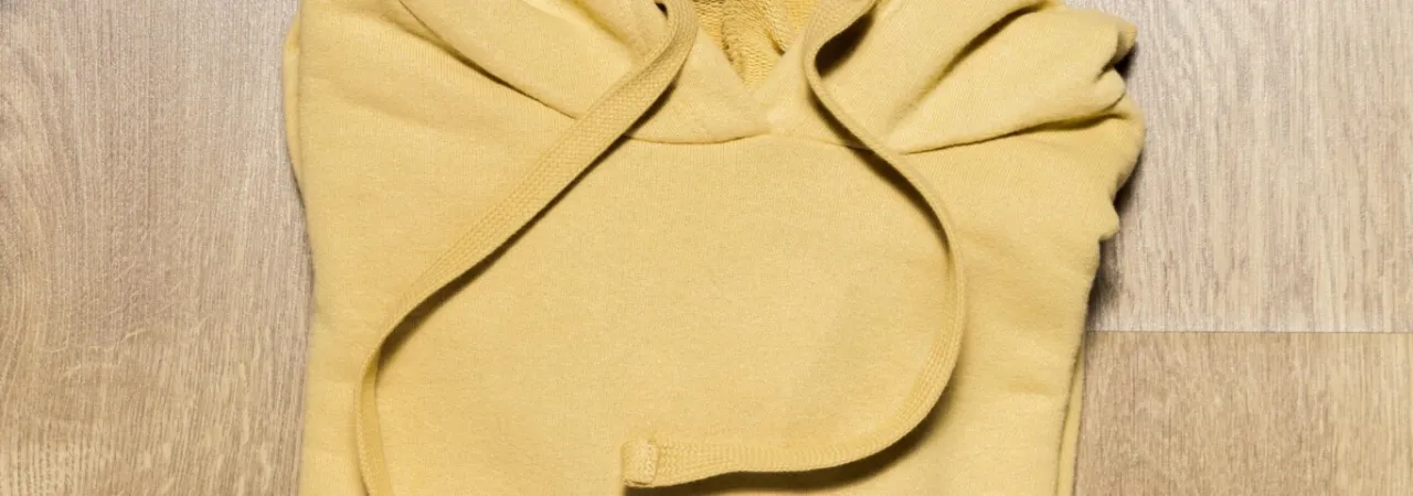 składanie bluzy klasyczna metoda krok po kroku