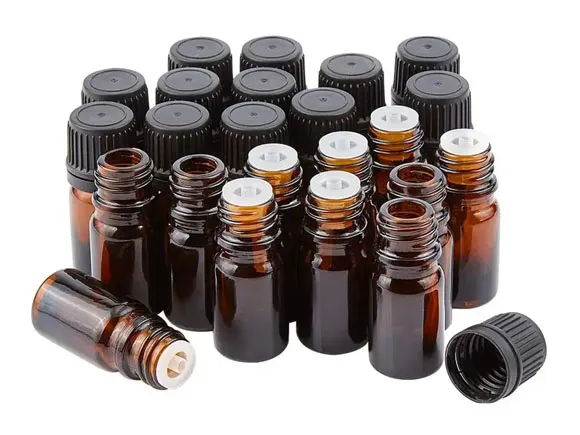 różne olejki eteryczne butelki