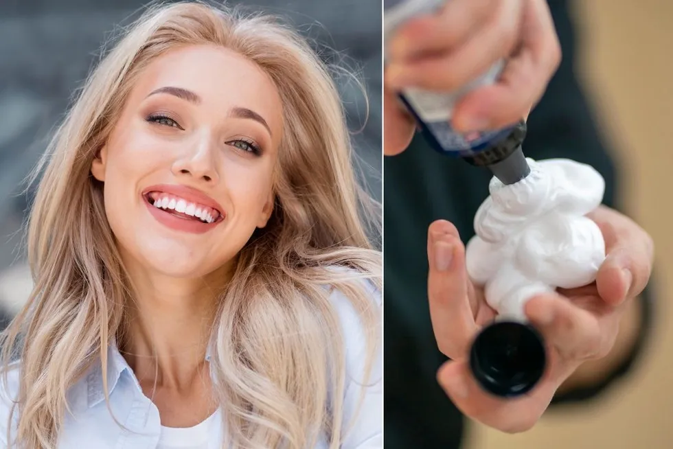 kobieta przygotowująca włosy do stylizacji, pianka do włosów