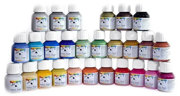 farby do tkanin naprawa pękniętego nadruku