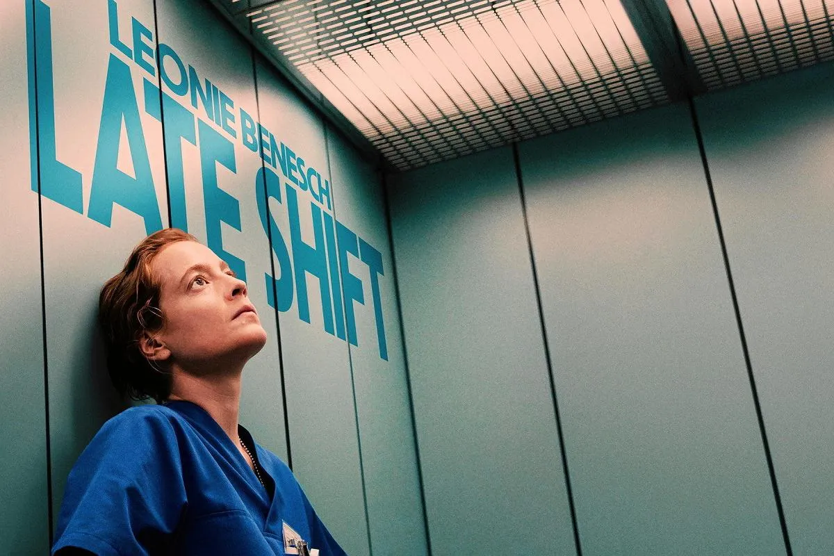 Kadr z filmu psychologicznego, intensywny wyraz twarzy