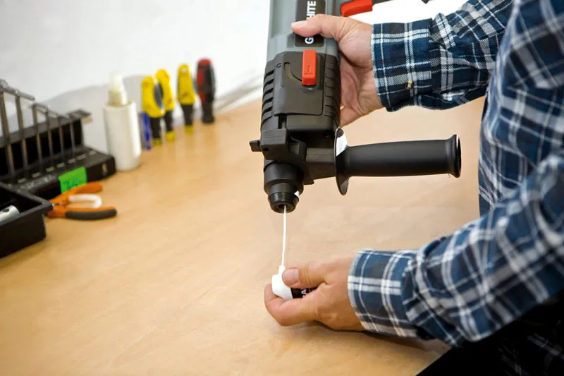 smarowanie uchwytu sds