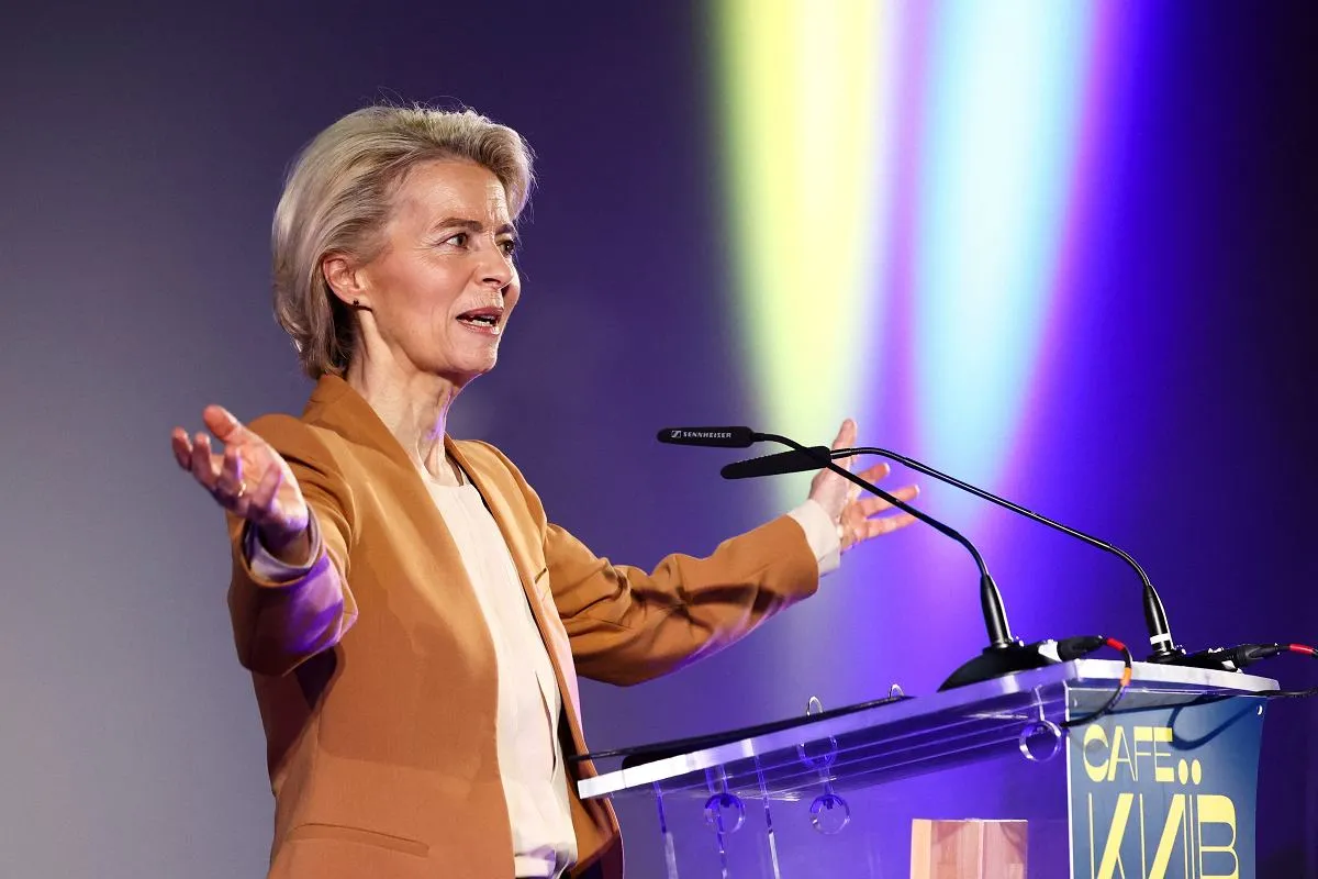 Ursula von der Leyen, kt&oacute;ra wprowadziła zielony ład, przemawia na konferencji.