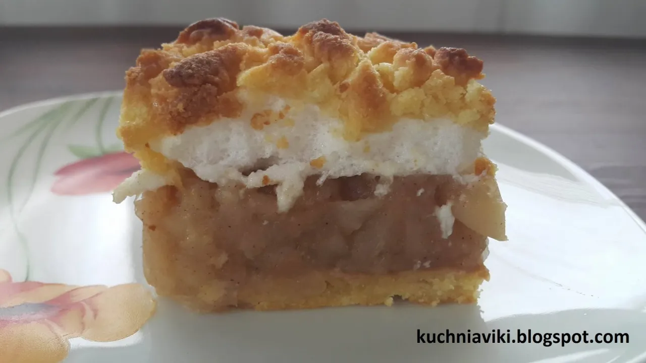 Zdjęcie Szarlotka która rozpływa się w ustach – przepis na idealny smak