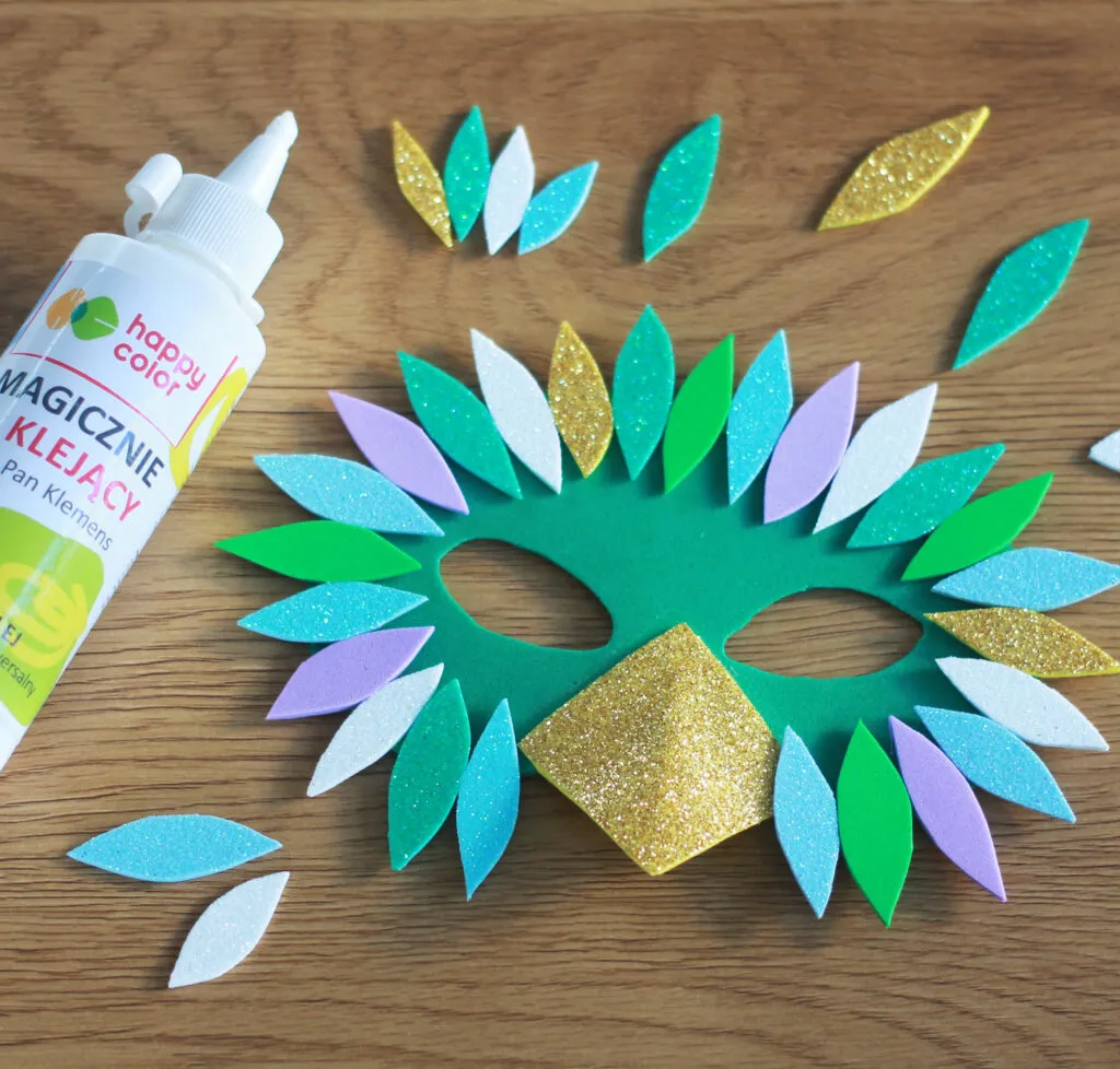 DIY maska ptaka dla dziecka