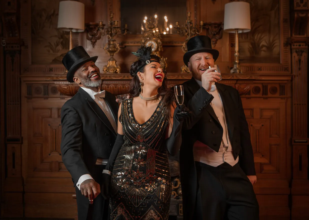 impreza lata 20 stroje damskie i męskie