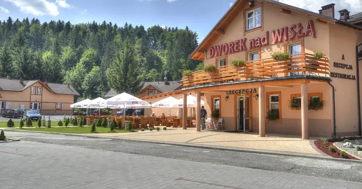 Dworki nad Wisłą w Polsce