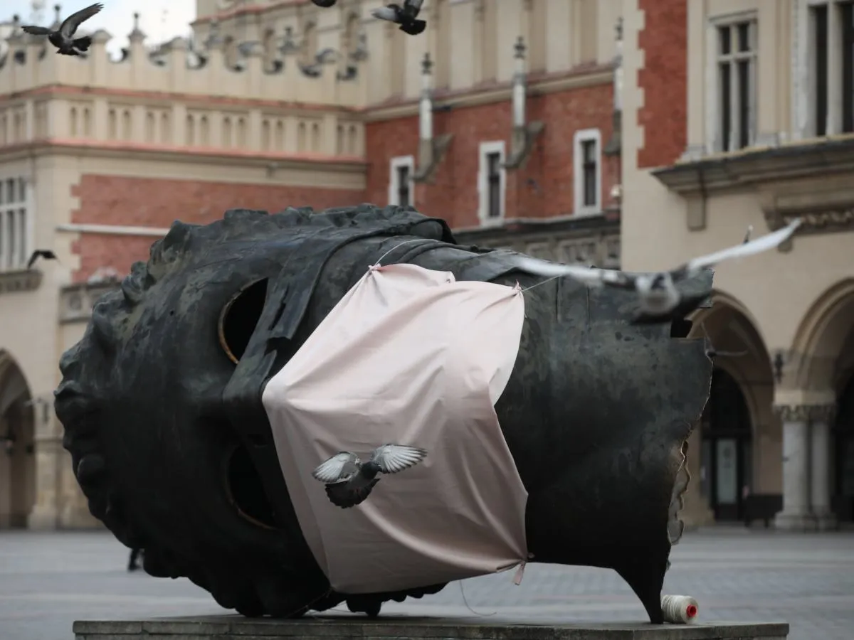 Eros Bendato Kraków kontrowersje