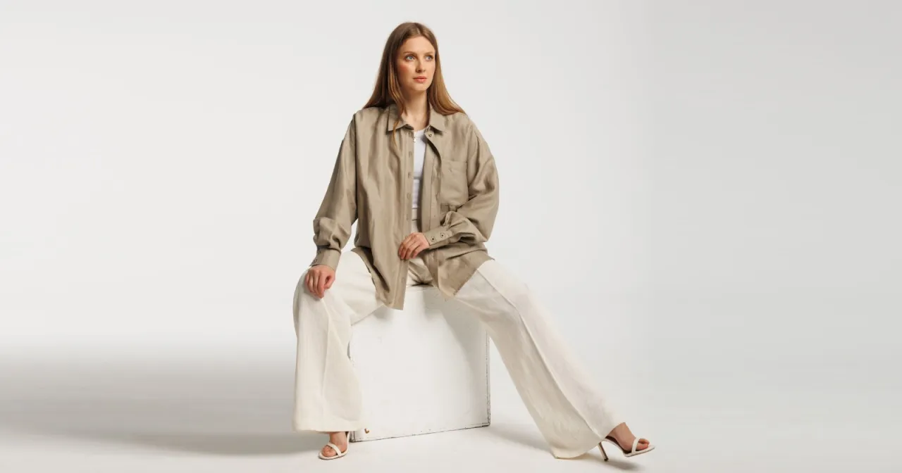 beżowe stylizacje casual biuro wieczorowe