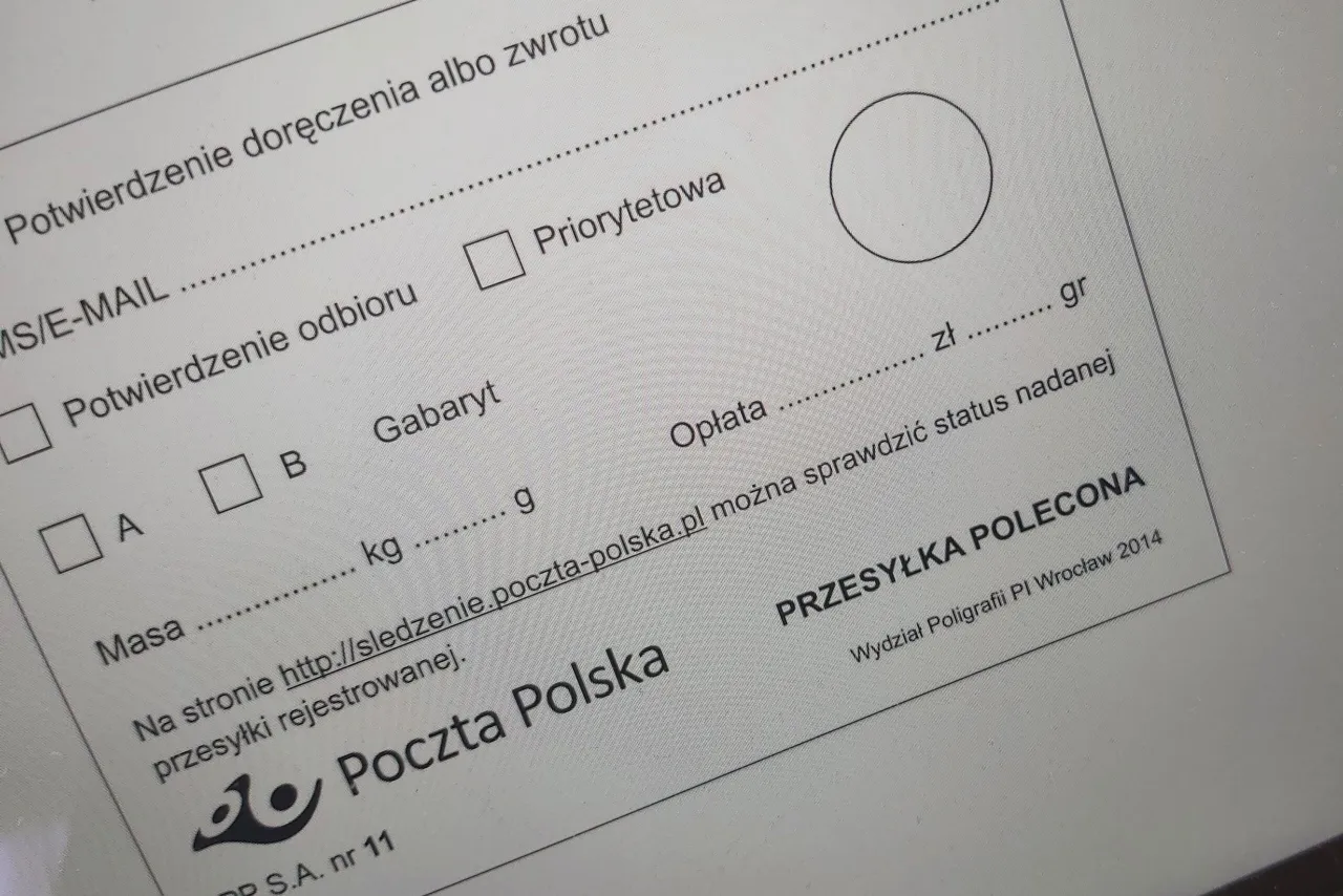 jak wypełnić potwierdzenie nadania listu poleconego Poczta Polska