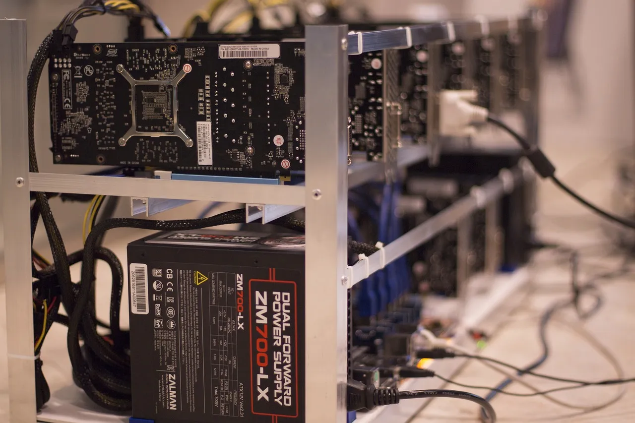 Zdjęcie Koparka kryptowaluty co to jest i jak wpływa na rynek cyfrowy