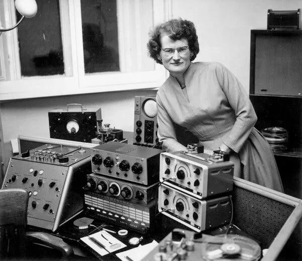 history of electronic music pioneers