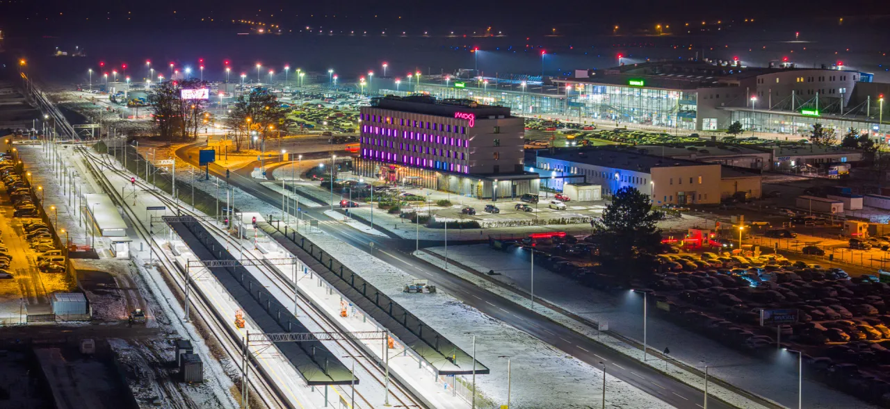 Pociąg Katowice Pyrzowice stacja lotnisko