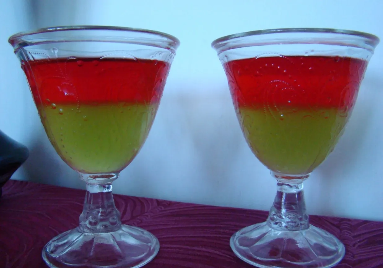 dwukolorowa galaretka klasyczna pucharki