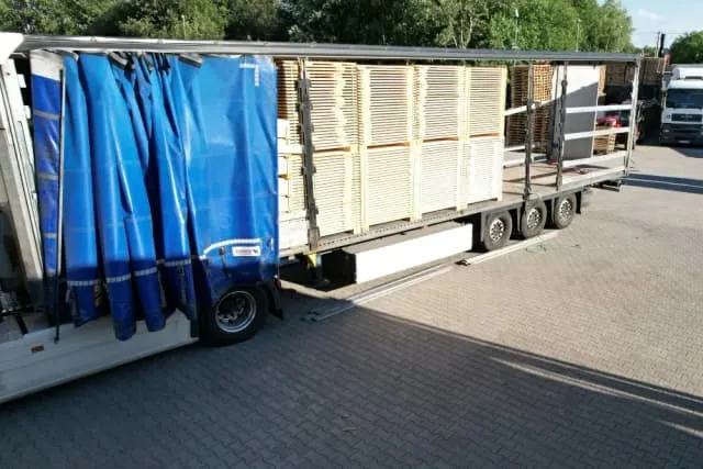 Zdjęcie Ile kosztuje nowy tir z naczepą? Sprawdź ceny i modele, które zaskakują