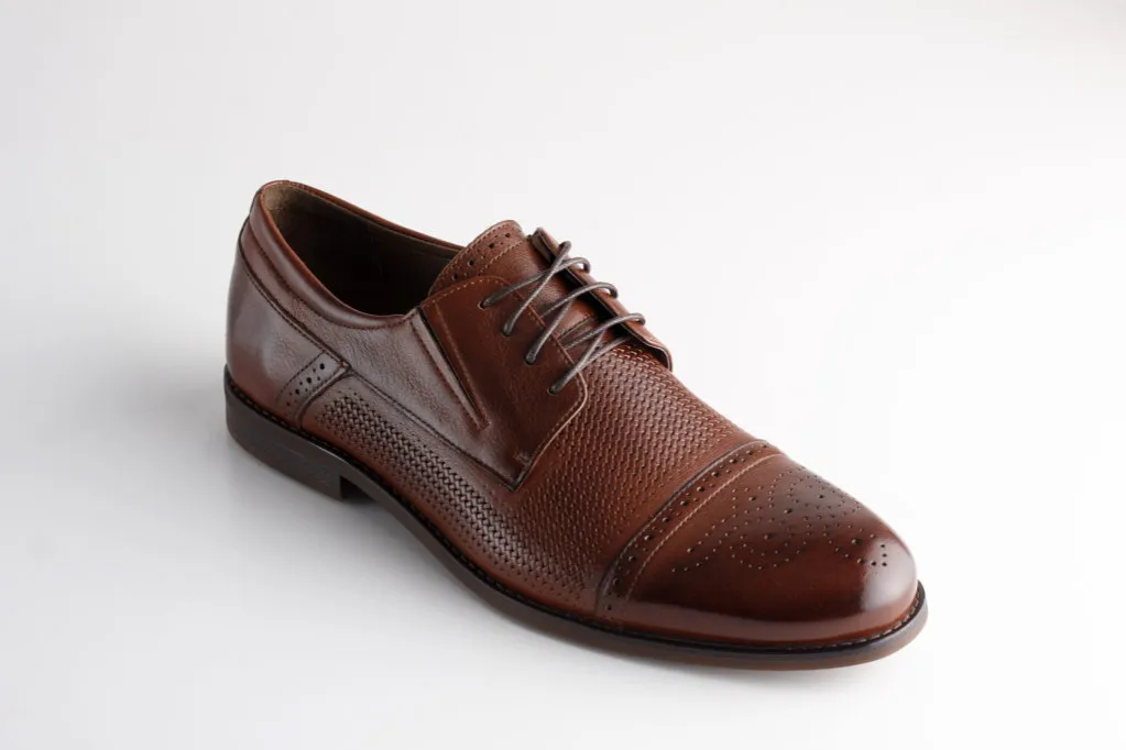 różne fasony butów męskich oksfordy derby monki brogsy