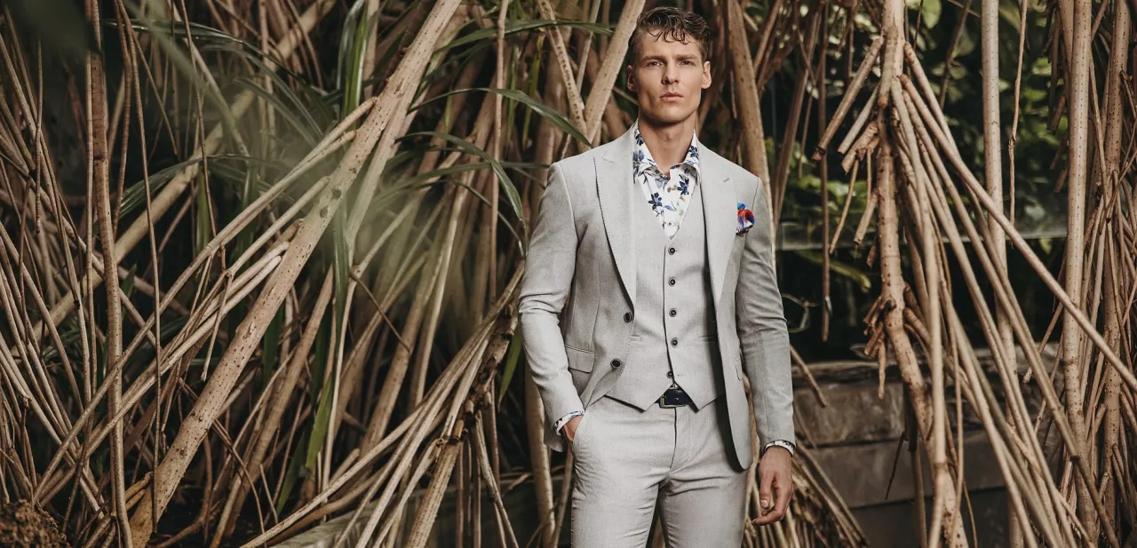 eleganckie stylizacje męskie na chrzciny 2026