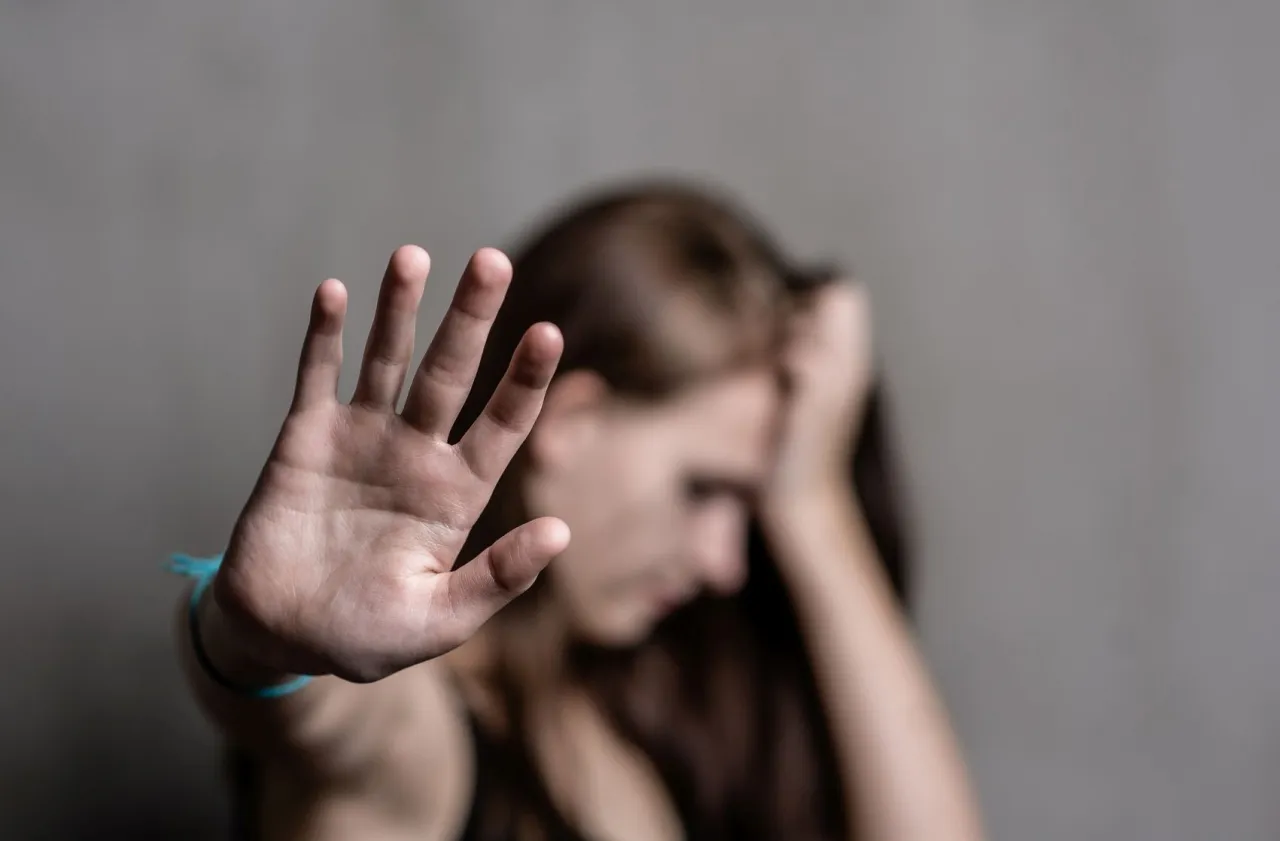 objawy syndromu sztokholmskiego lista