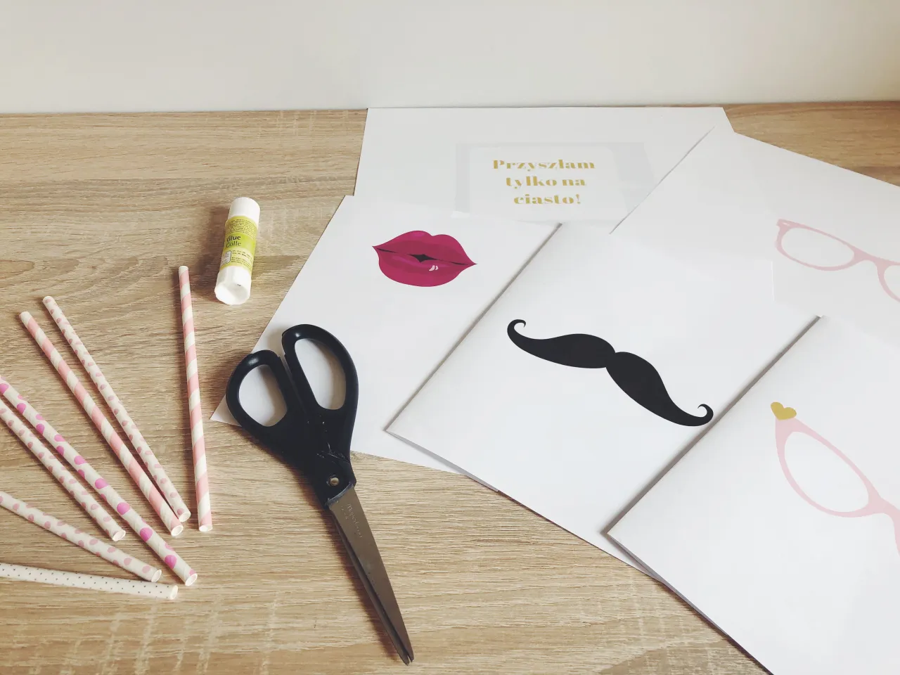 gadżety do fotobudki diy szablony