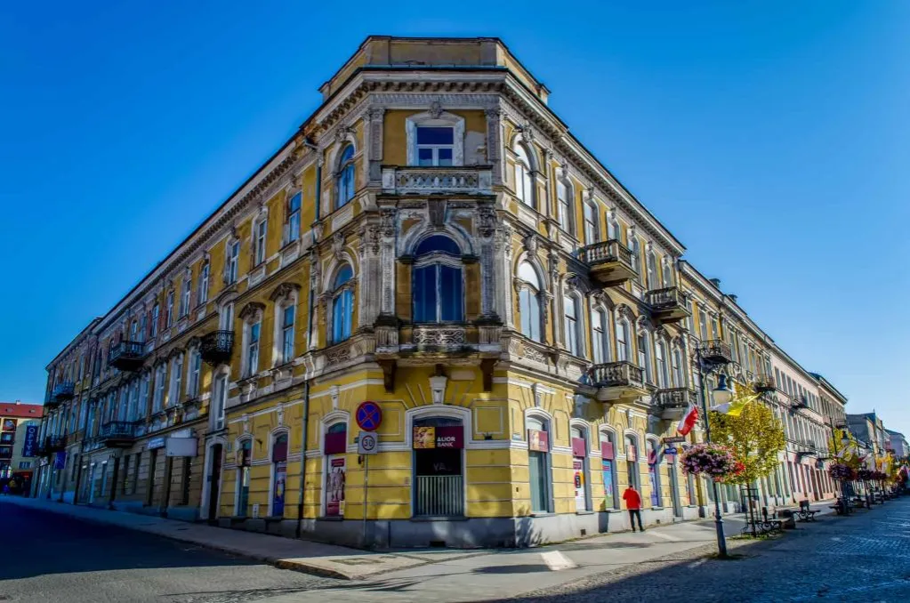 Ulica Żeromskiego Radom zabytkowe kamienice