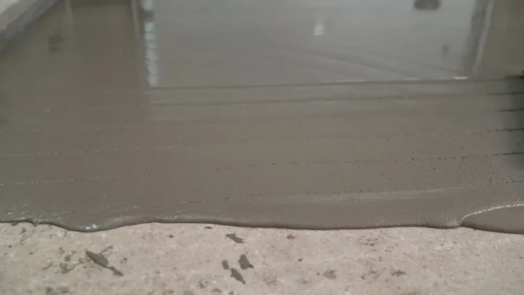 czynniki wpływające na koszt posadzki betonowej