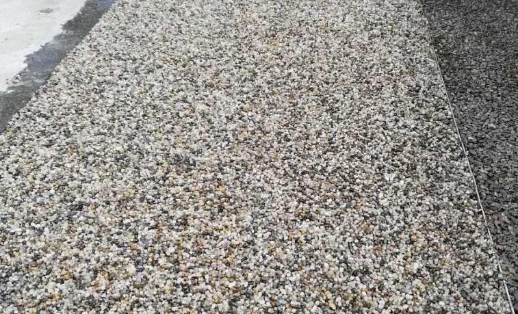Zdjęcie Ile kruszywa na m2 kamiennego dywanu? Oto co musisz wiedzieć