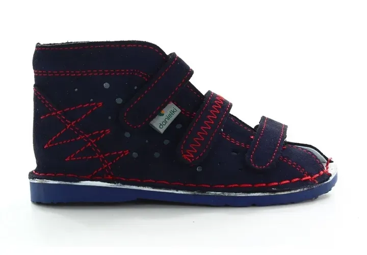 Buty profilaktyczne dla dzieci sztywny zapiętek