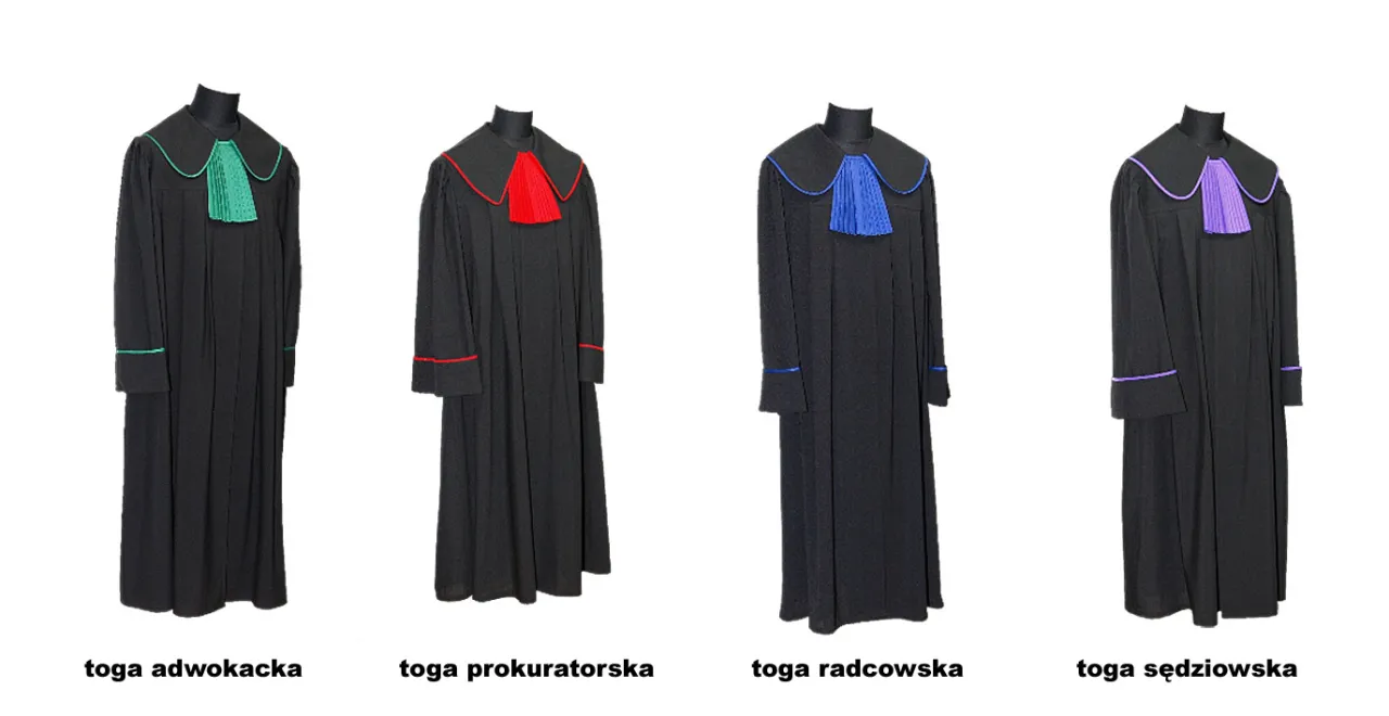 toga sędziowska i adwokacka porównanie