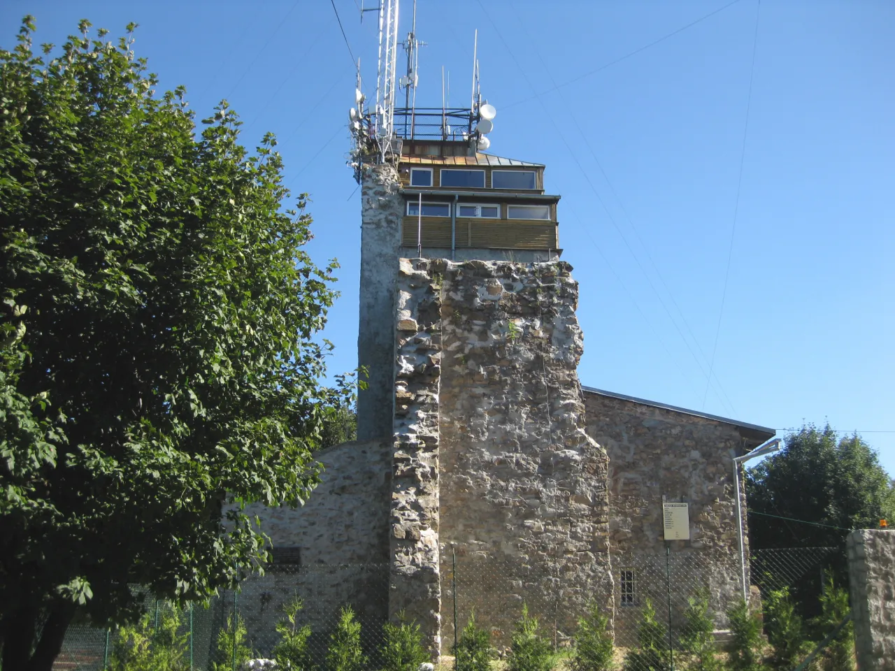 Góra Chełmiec wieża widokowa