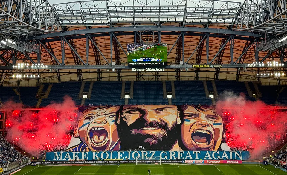 kibice ekstraklasa radość atmosfera