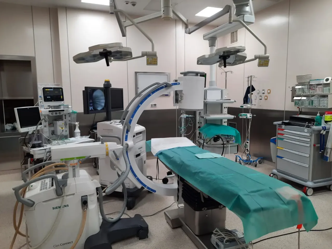 ECPW sala zabiegowa sprzęt