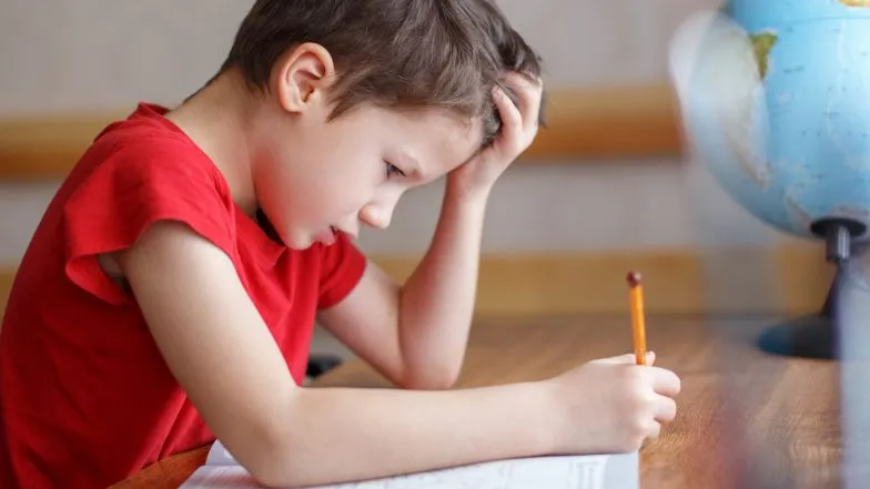 dziecko ma problemy z pisaniem liter