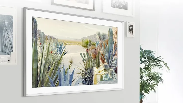 Telewizor Samsung The Frame, telewizor za lustrem weneckim, telewizor ukryty za obrazem