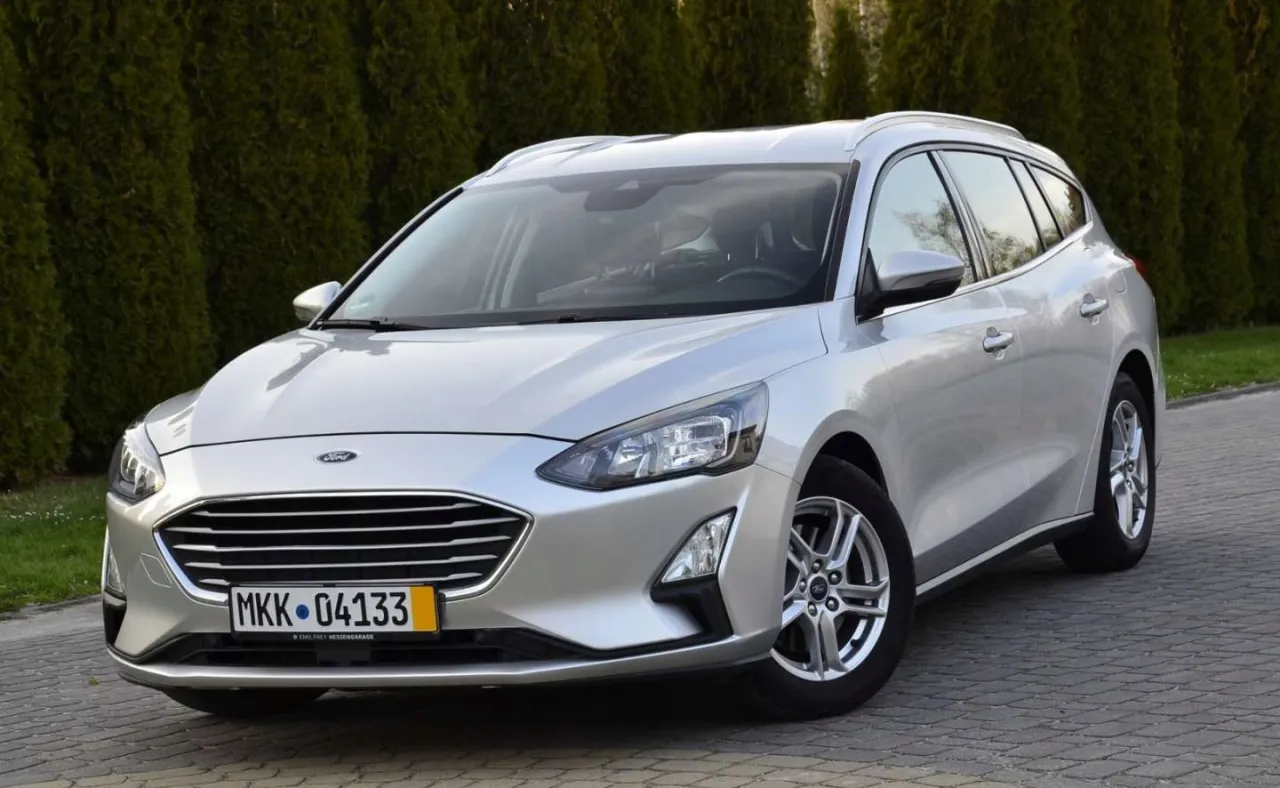 Ford Focus MK4 hatchback kombi