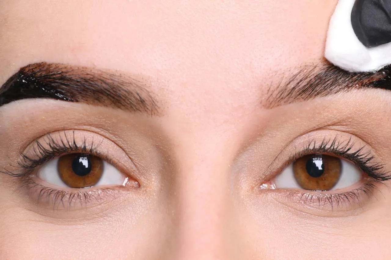 etapy zabiegu henny pudrowej