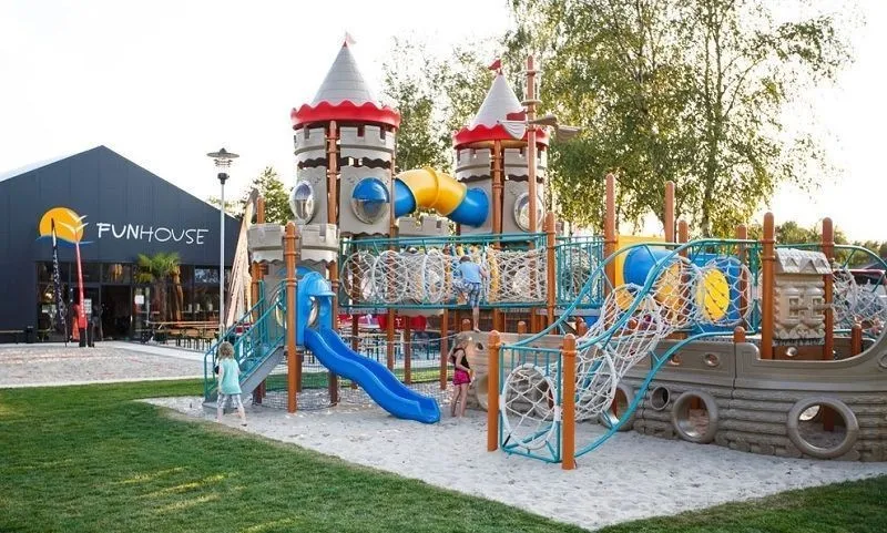 Hotel z placem zabaw dla dzieci nad morzem