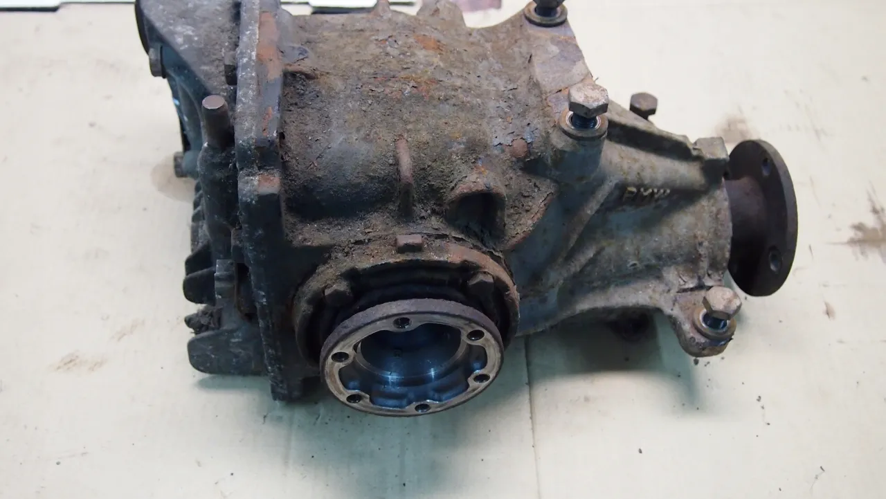 BMW E30 dyferencjał uszkodzone łożyska