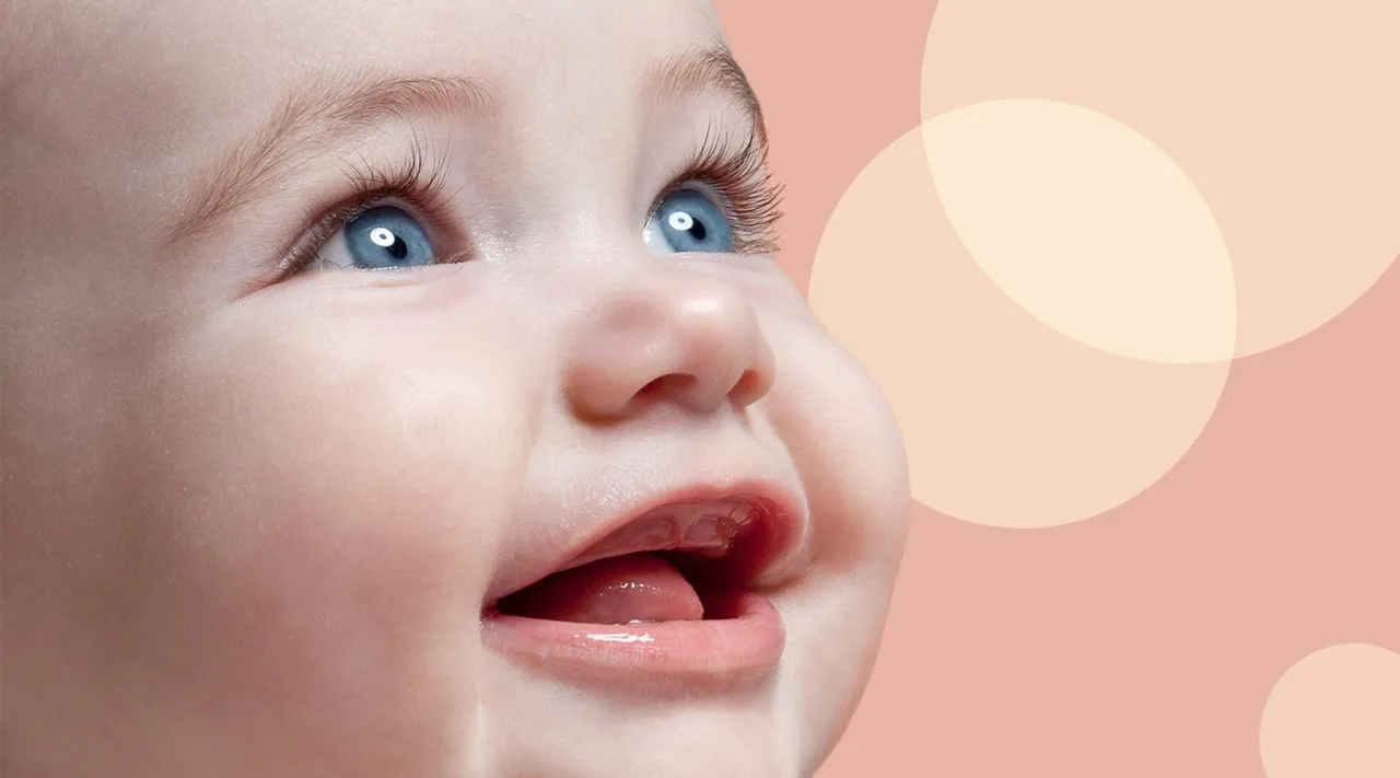 Miesięczne niemowlę widzi kontrastowe kolory