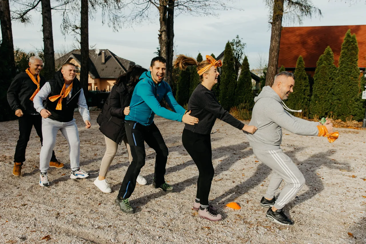 Rodzinne gry integracyjne na świeżym powietrzu