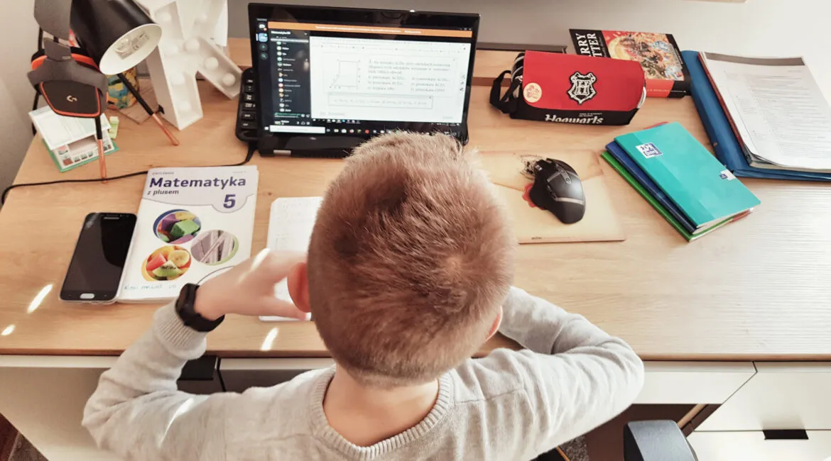 Zdjęcie Za ile zdalne nauczanie? Czas trwania i zasady w Polsce