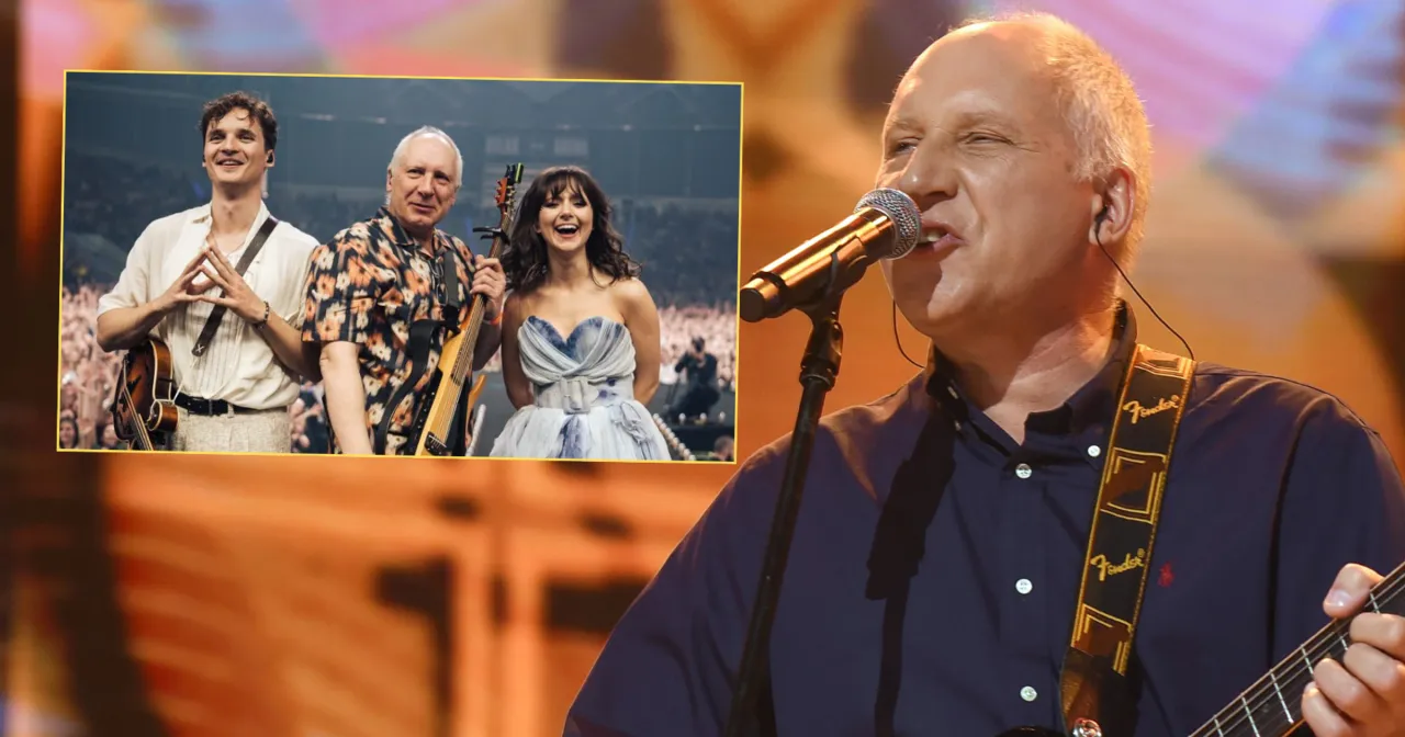 Kto śpiewa kwiat jabłoni? Na scenie zespół z wokalistą i gitarzystą.