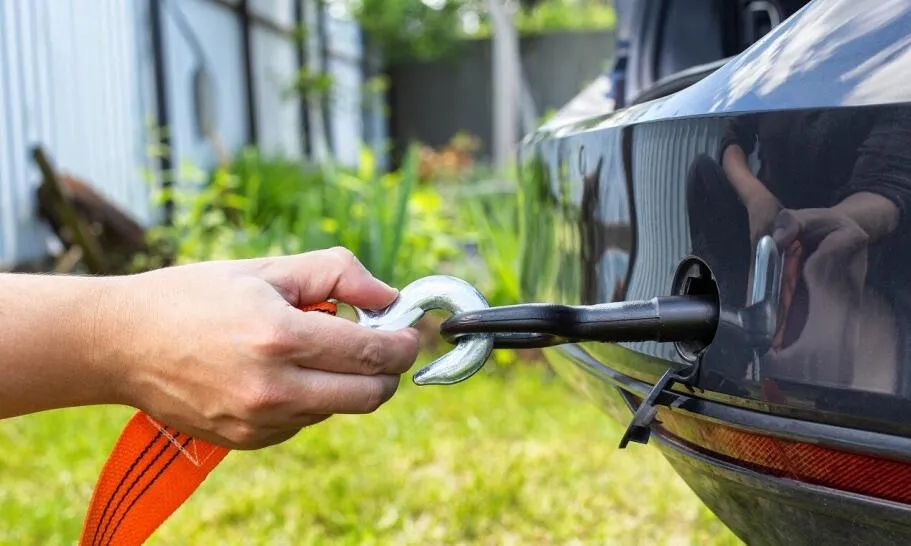 Hol sztywny a giętki porównanie