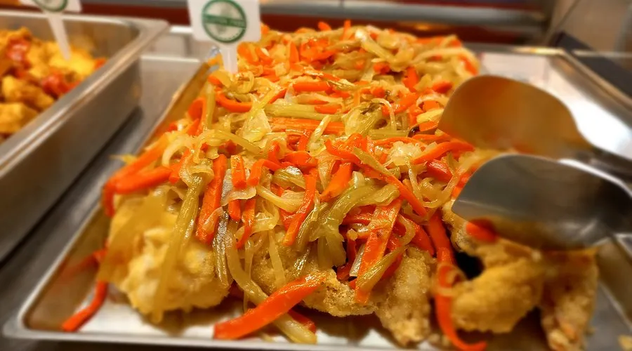 Gastronomia da Anselmo banco piatti pronti La Maddalena Sardegna