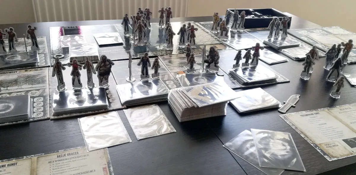 zombicide martwa zima por&oacute;wnanie