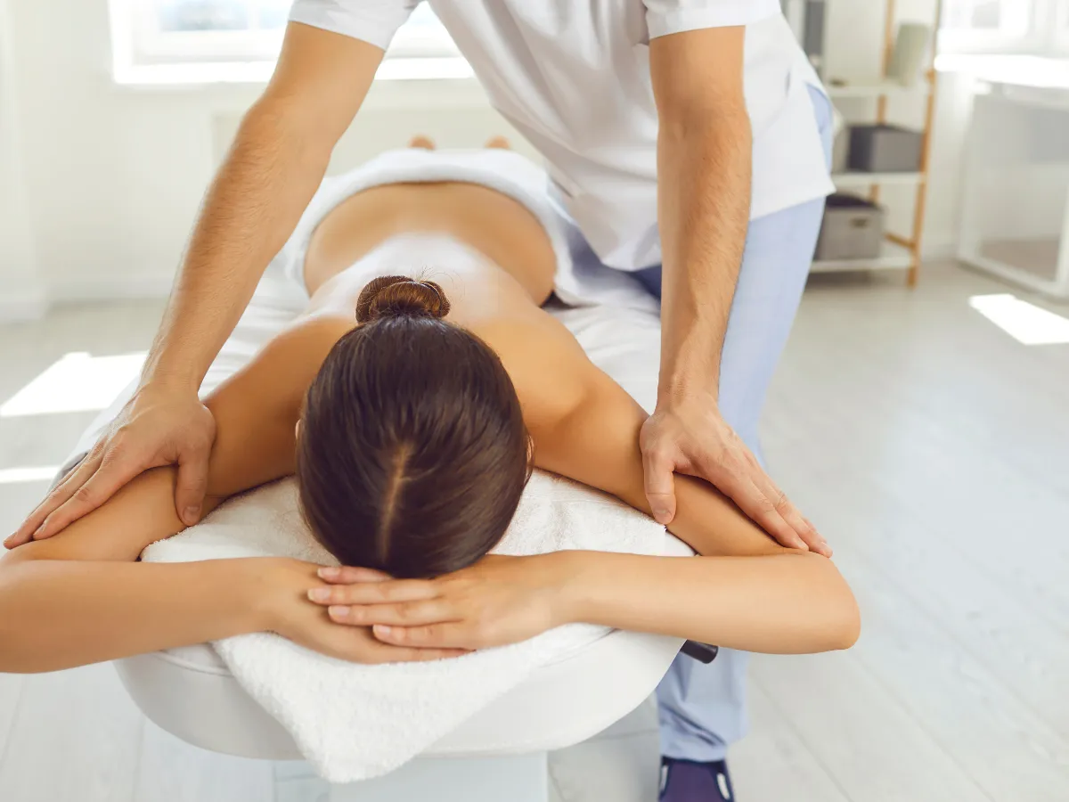 Masażysta sportowy techniki