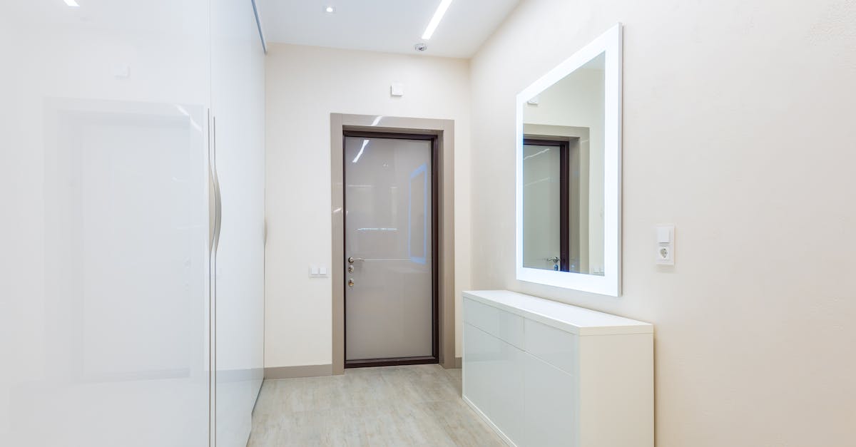 Oświetlenie nad Wejściem do Domu - Lampa LED i Nowoczesne Oprawy Oświetleniowe