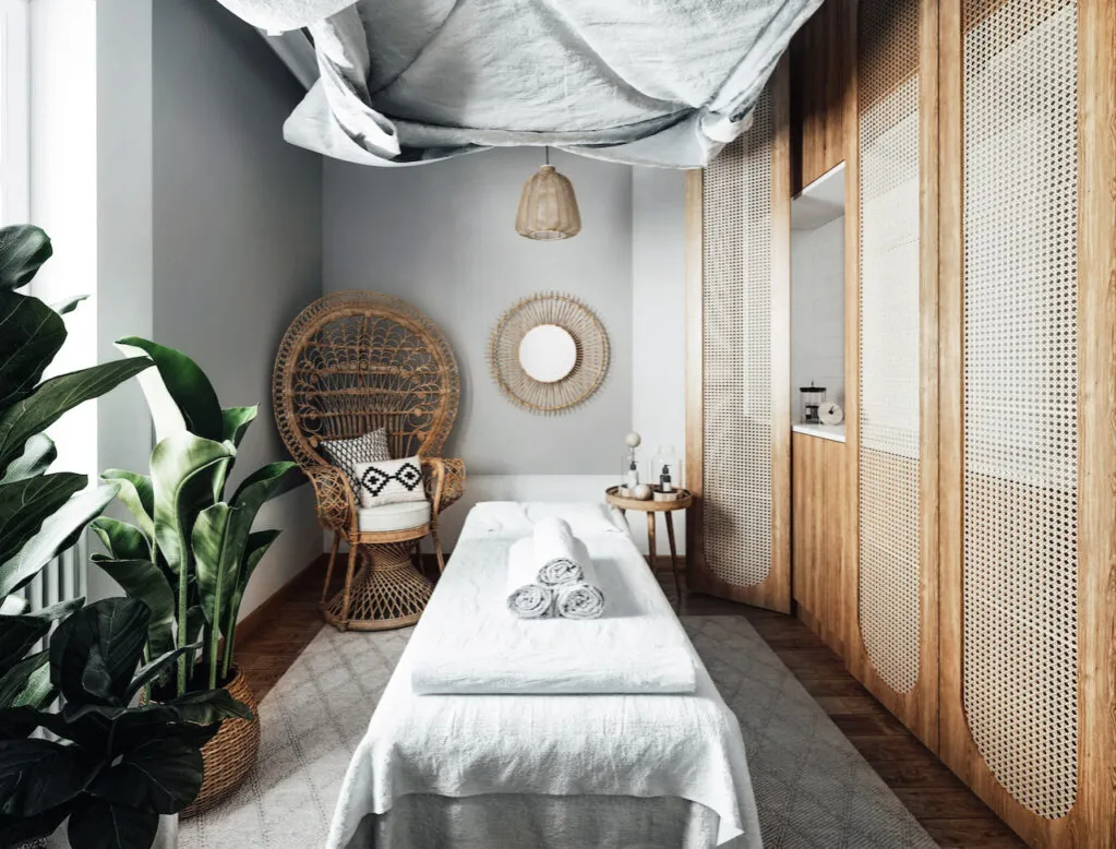 Gabinet masażu SPA vs mały gabinet