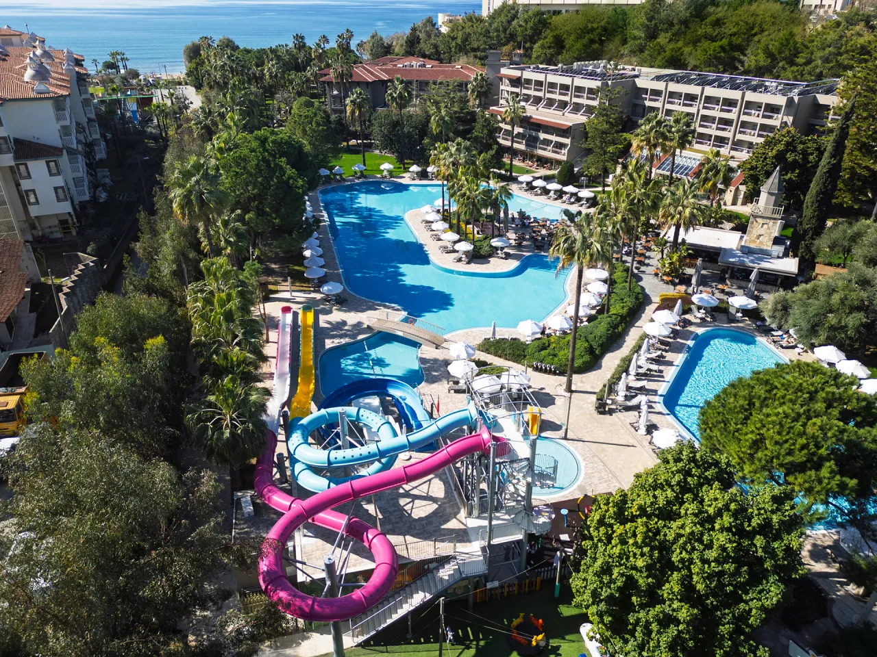 Barut Hemera Pools Strand